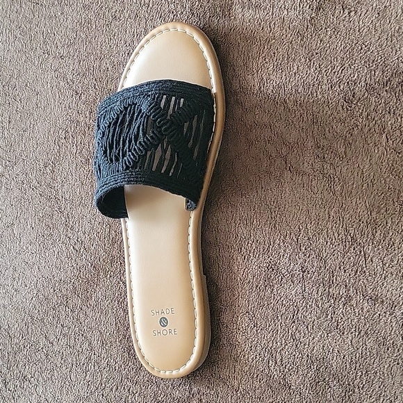 NWT SHADE & SHORE Tan Sandals - Picture 5 of 6